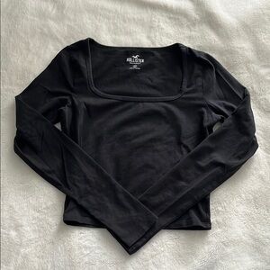 Hollister Women's Black Long Sleeve Top